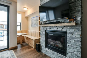 Arrow by Winter Park Escapes