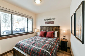 Arrow by Winter Park Escapes