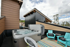 Arrow by Winter Park Escapes