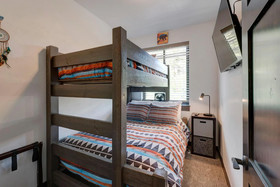 Arrow by Winter Park Escapes