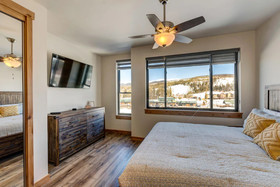 Arrow by Winter Park Escapes