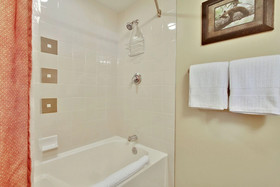 Founders Pointe & Fraser Crossing Luxury Condo by Winter Park Escapes