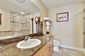 Founders Pointe & Fraser Crossing Luxury Condo by Winter Park Escapes