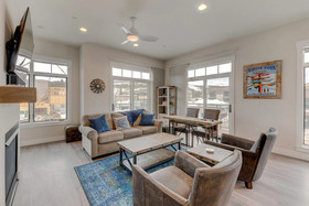 Hideaway Station by Winter Park Escapes