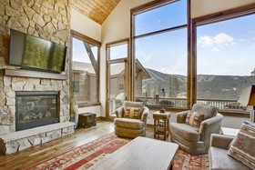 Lakota Trailside Luxury Villas by Winter Park Escapes