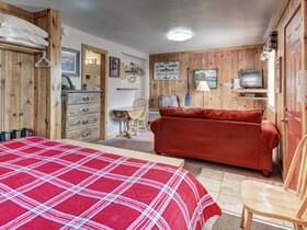 The Eagle Fire Lodge and Conference Center