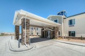 Cobblestone Inn & Suites