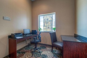 Cobblestone Inn & Suites