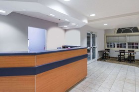 Microtel Inn & Suites by Wyndham Bethel/Danbury
