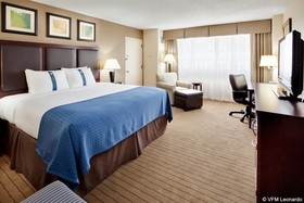 Holiday Inn Bridgeport-Trumbull-Fairfield