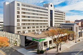 Holiday Inn Bridgeport-Trumbull-Fairfield