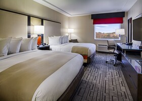DoubleTree by Hilton Bristol Connecticut