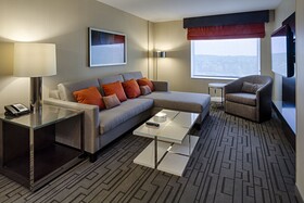 DoubleTree by Hilton Bristol Connecticut