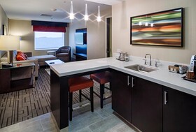DoubleTree by Hilton Bristol Connecticut