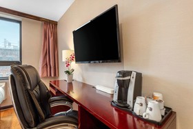 Industry City Hotel an Ascend Hotel Collection Member