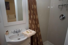 Midwood Suites Brooklyn