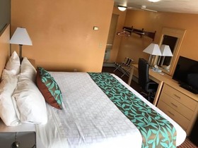 Quiet Corner Inn