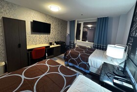 Super 8 by Wyndham Brooklyn Fulton Street Broadway Junction