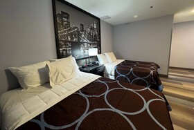 Super 8 by Wyndham Brooklyn Fulton Street Broadway Junction