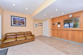 Americas Best Value Inn - Cheshire/Meriden