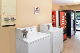 Americas Best Value Inn - Cheshire/Meriden