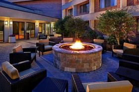 Courtyard Hartford Cromwell