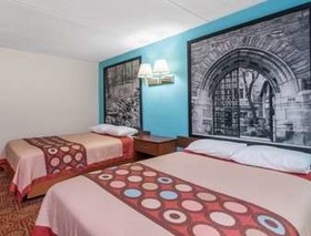 Super 8 by Wyndham Danbury