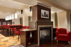 Hampton Inn & Suites East Hartford