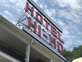 Hotel Hi-Ho