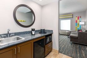 Hampton Inn and Suites Hartford/Farmington