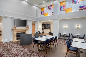 Hampton Inn and Suites Hartford/Farmington