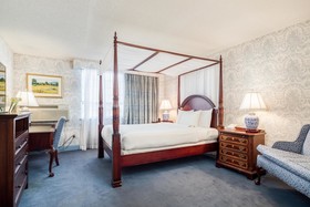 The Farmington Inn
