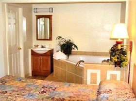 Flagship Inn & Suites