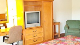 Flagship Inn & Suites