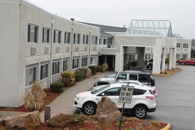 Groton Inn & Suites