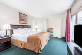 Ramada by Wyndham Groton