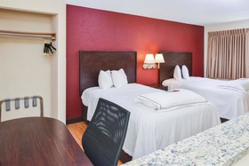 Red Roof PLUS+ & Suites Guilford