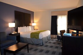 Best Western Hartford Hotel & Suites