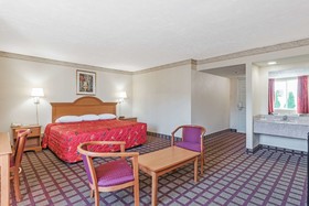 Days Inn by Wyndham Hartford/Closest Downtown