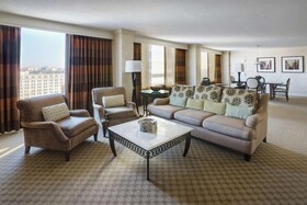 DoubleTree by Hilton Hartford Downtown