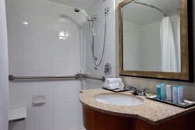 DoubleTree by Hilton Hartford Downtown