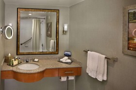 DoubleTree by Hilton Hartford Downtown