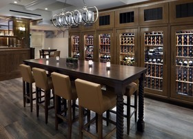 Madison Beach Hotel, Curio Collection by Hilton