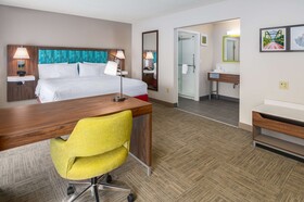Hampton Inn & Suites Hartford Manchester