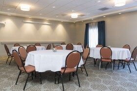 Hampton Inn & Suites Hartford Manchester