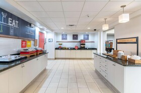 Hampton Inn & Suites Hartford Manchester