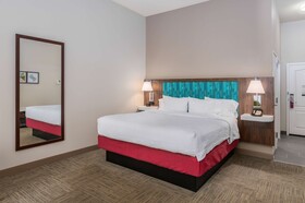 Hampton Inn & Suites Hartford Manchester