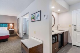 Hampton Inn & Suites Hartford Manchester