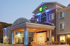 Holiday Inn Express & Suites Meriden