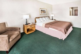 Howard Johnson by Wyndham Milford New Haven